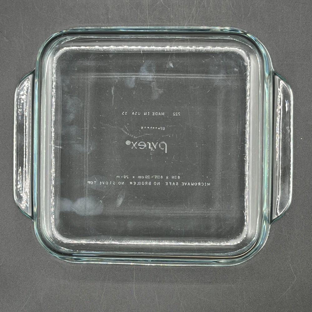 Pyrex 222 Clear Glass 8 Inch Square Baking Dish with Blue Plastic Lid 222-PC - Picture 5 of 8